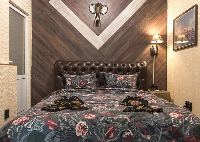 King Lux Apartment - Top Location - Massage - Garden!