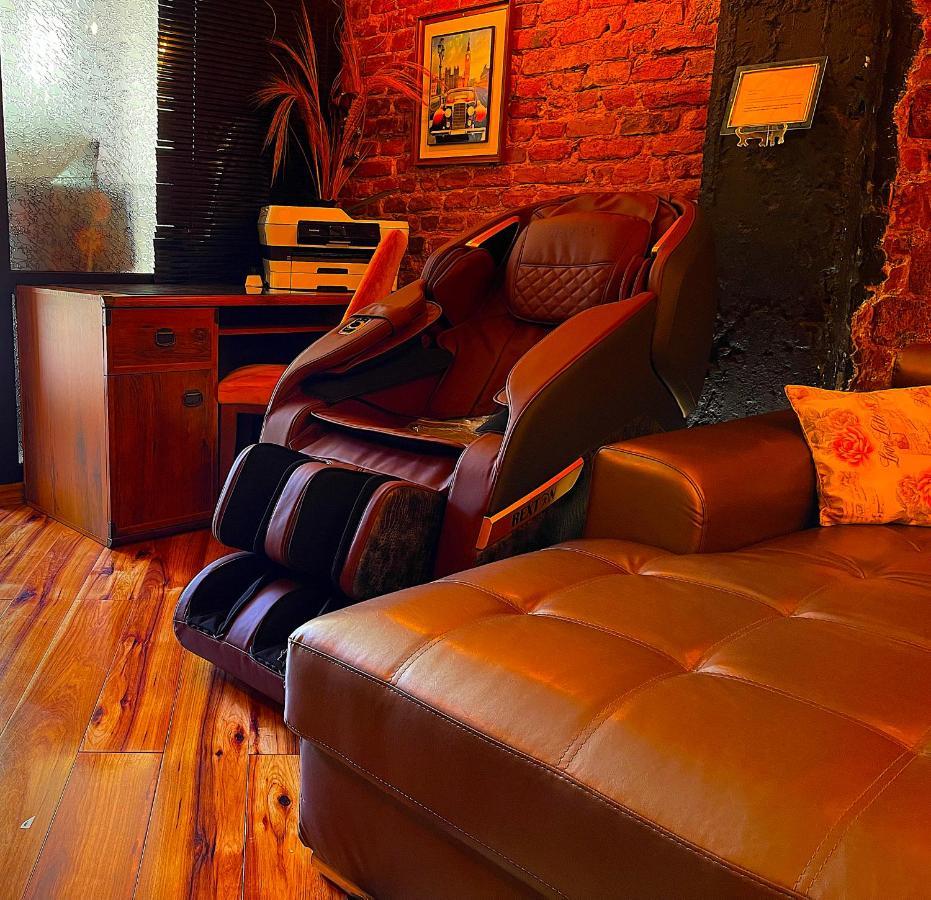 King Lux - Top Location - Massage - Garden!