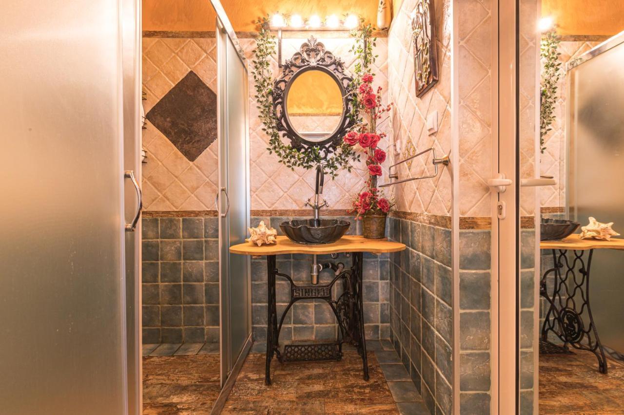 Appartamento King Lux - Top Location - Massage - Garden! Sofia
